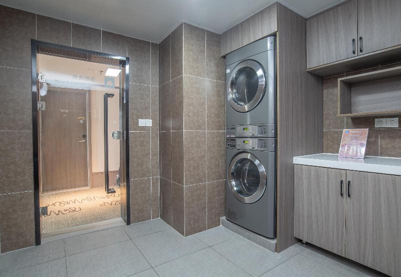 Hotel Hanting Express Hebi He Bi Yu Long Ai Zhi City