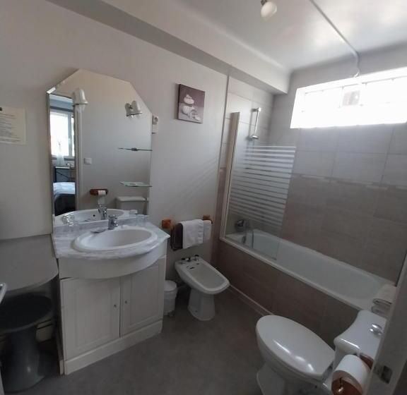 ホテル Hôtel Les Deux Cols