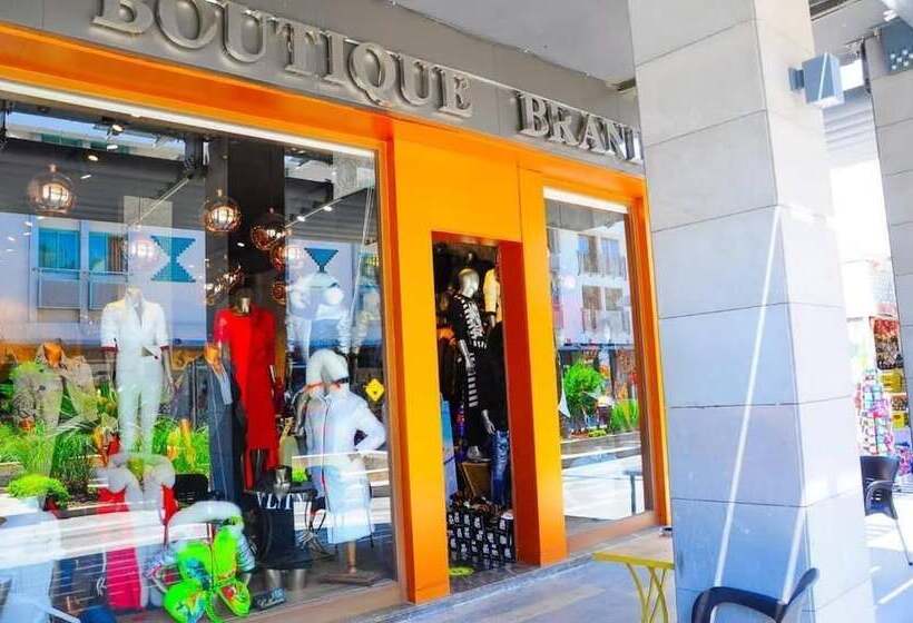 בית מלון כפרי Kemer Port