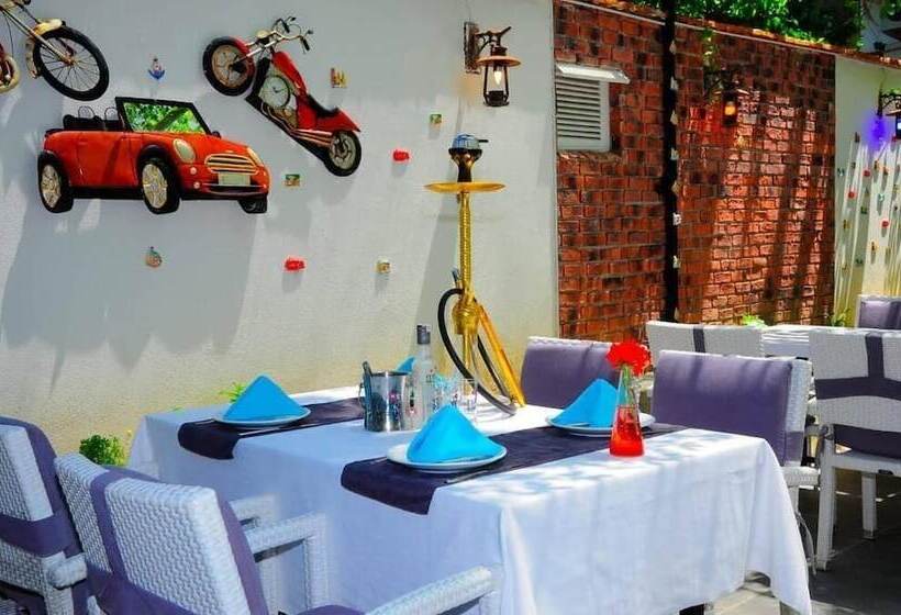 בית מלון כפרי Kemer Port