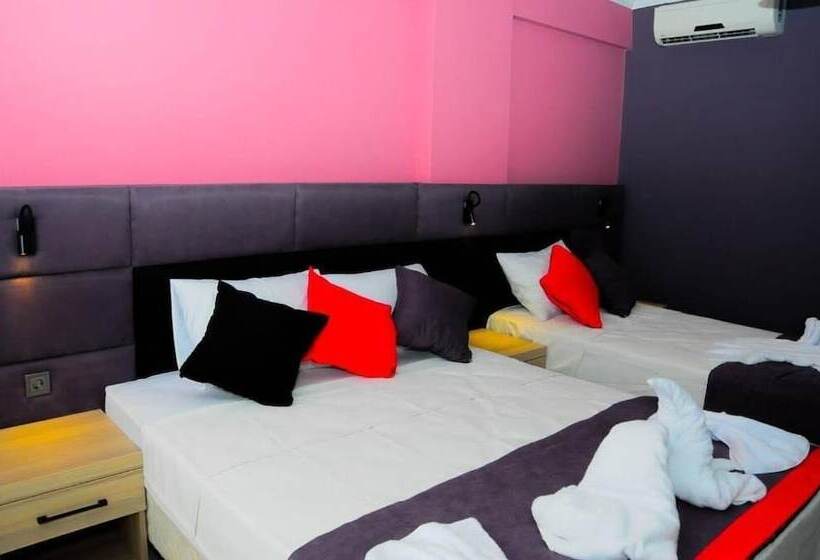 בית מלון כפרי Kemer Port