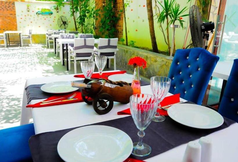 בית מלון כפרי Kemer Port