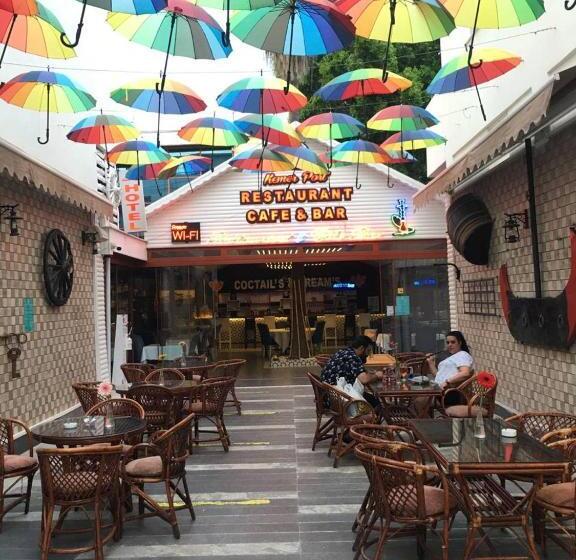 בית מלון כפרי Kemer Port