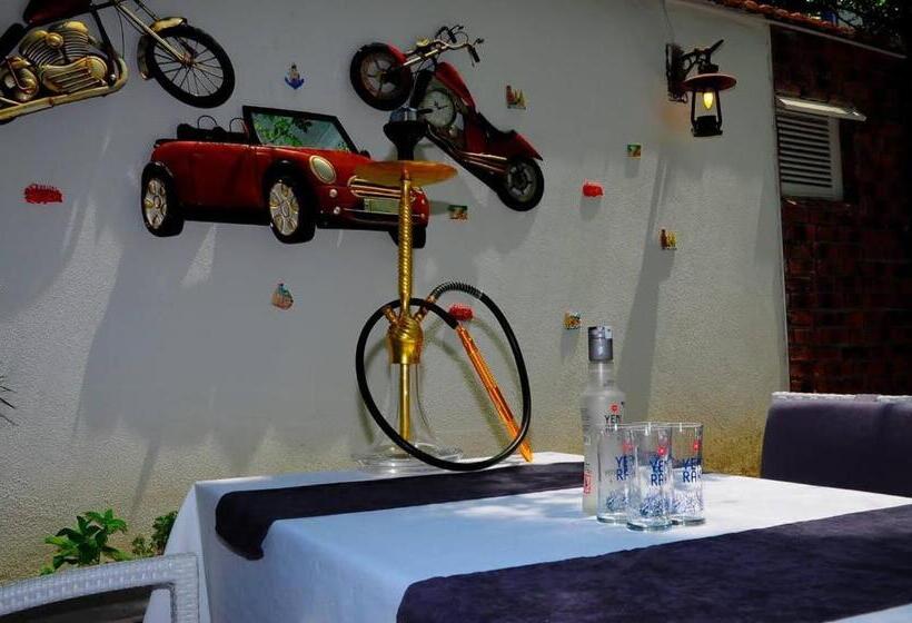 בית מלון כפרי Kemer Port