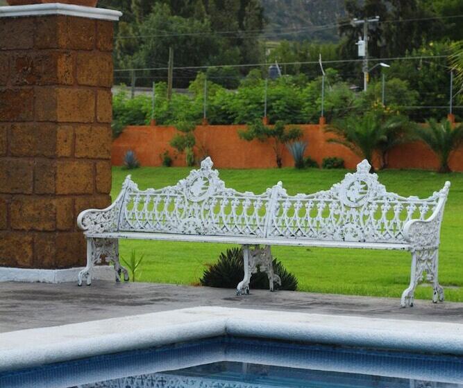 فندق Mesón Del Puente