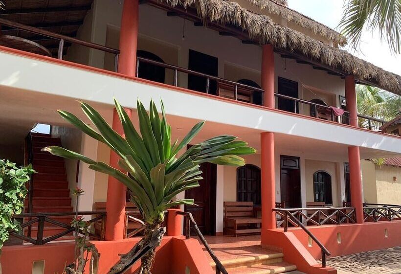 فندق Nexpa Surf Cabañas Mar De Noche