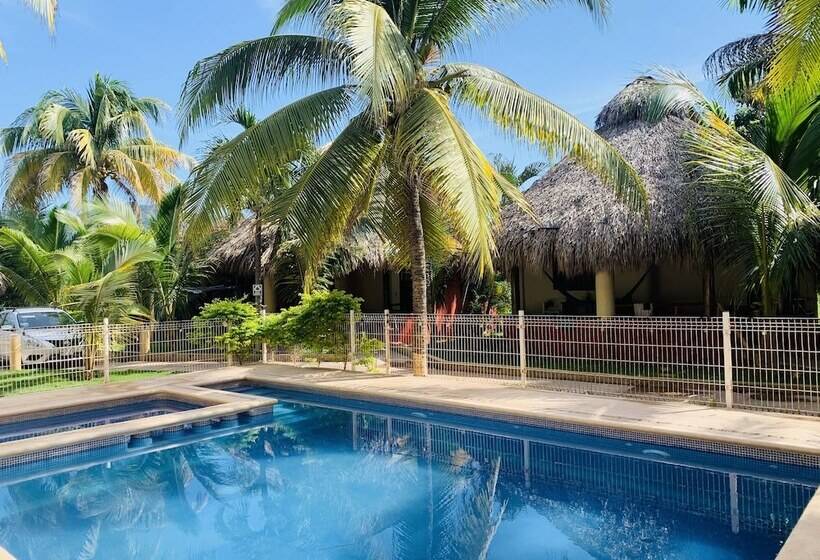 فندق Nexpa Surf Cabañas Mar De Noche