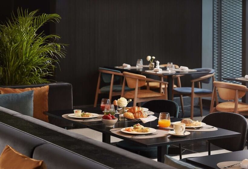 فندق NH Collection Frankfurt Spin Tower