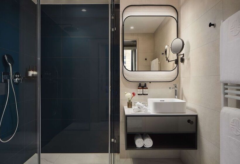 فندق NH Collection Frankfurt Spin Tower