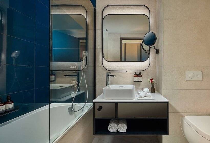 فندق NH Collection Frankfurt Spin Tower