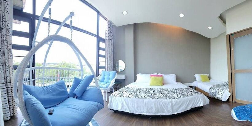 هتل Qg Life 城中館 寵物親子釣魚人民宿