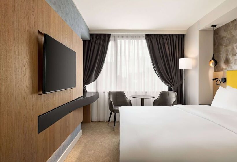 ホテル Ramada By Wyndham Slatina Parc