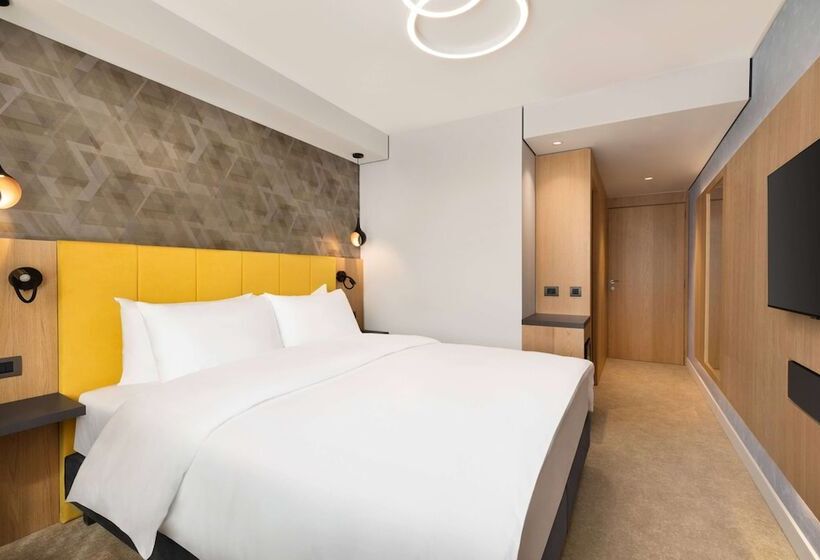 ホテル Ramada By Wyndham Slatina Parc