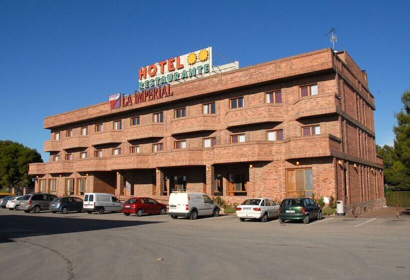 ホテル Restaurante La Imperial