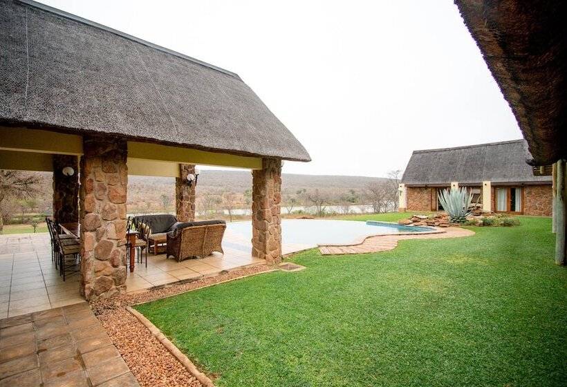 فندق Riverdance Lodge