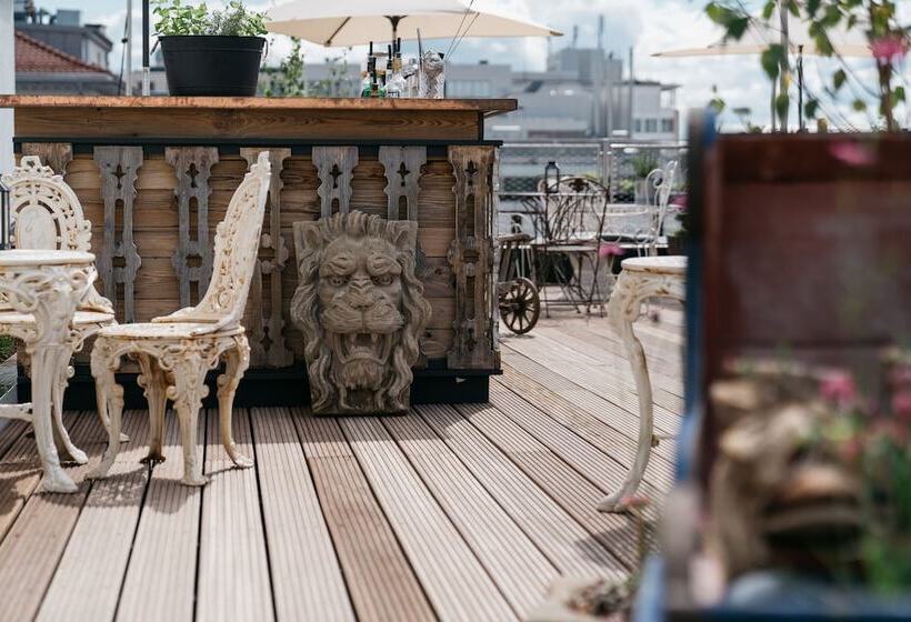 Ruby Rosi Hotel Munich