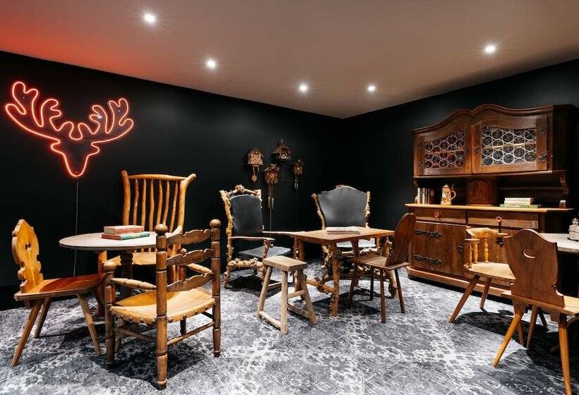 Ruby Rosi Hotel Munich