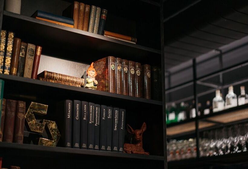 Ruby Rosi Hotel Munich