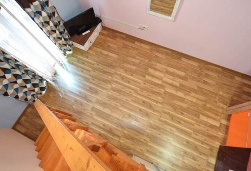 Hotel Seocheon Redpungchatiang Pension