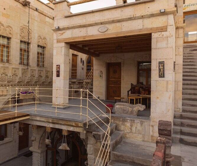 호텔 Solo Cave Suites