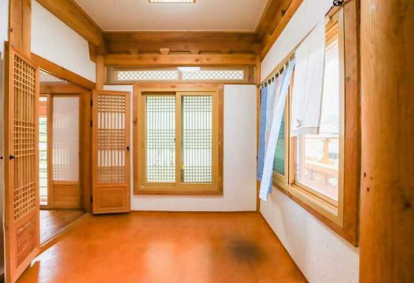 호텔 Suncheon Bulbidang Hanok Pension