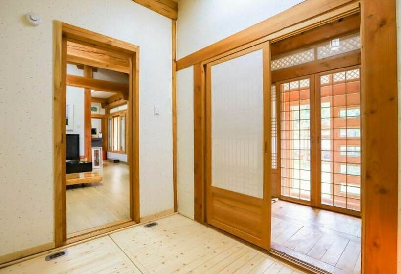 호텔 Suncheon Bulbidang Hanok Pension