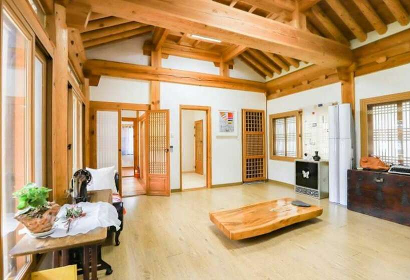 호텔 Suncheon Bulbidang Hanok Pension