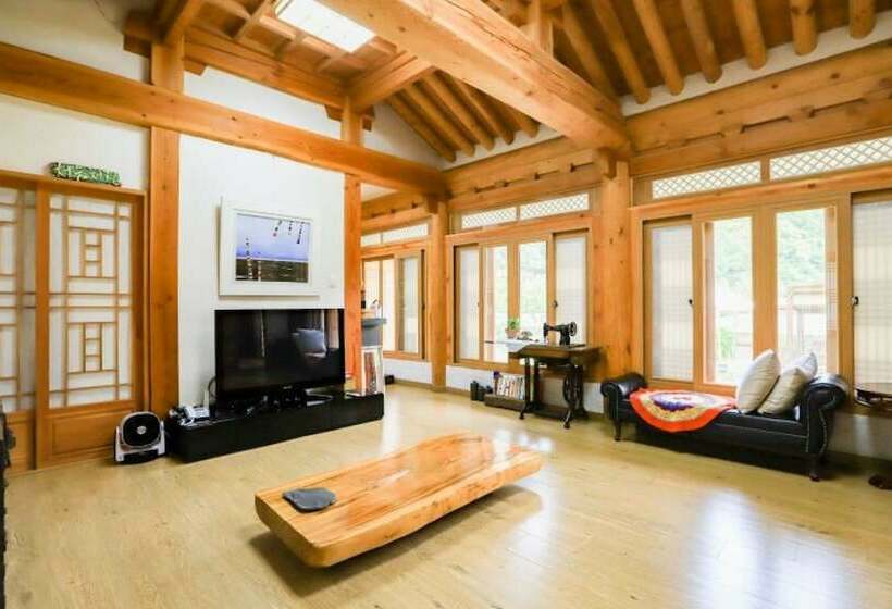 호텔 Suncheon Bulbidang Hanok Pension