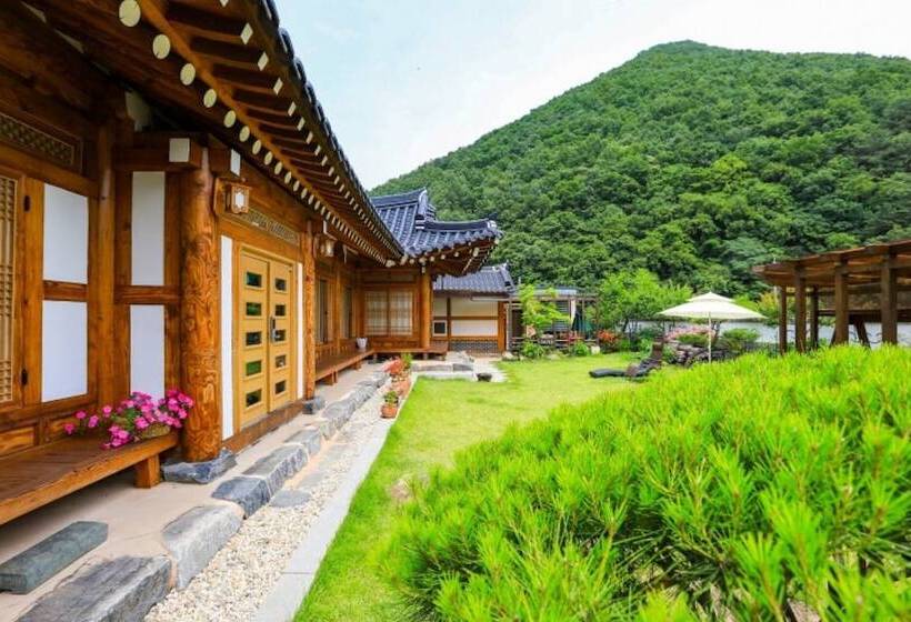 호텔 Suncheon Bulbidang Hanok Pension