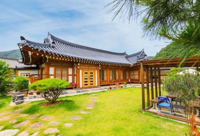 호텔 Suncheon Bulbidang Hanok Pension