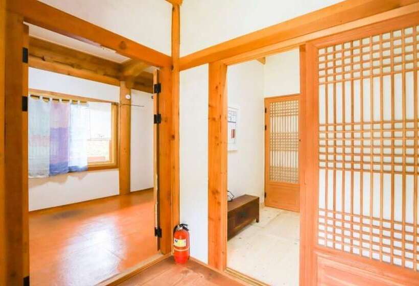 호텔 Suncheon Bulbidang Hanok Pension
