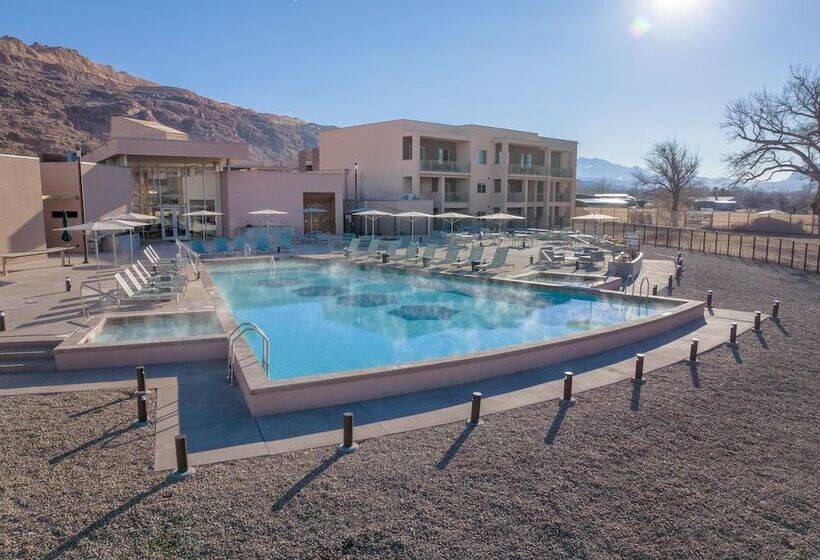 בית מלון כפרי Worldmark Moab