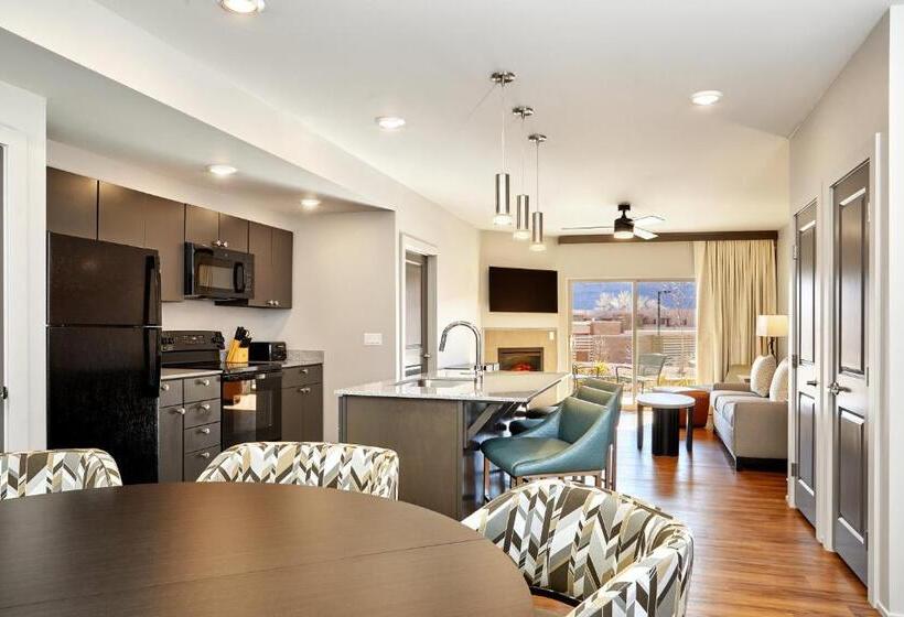 בית מלון כפרי Worldmark Moab