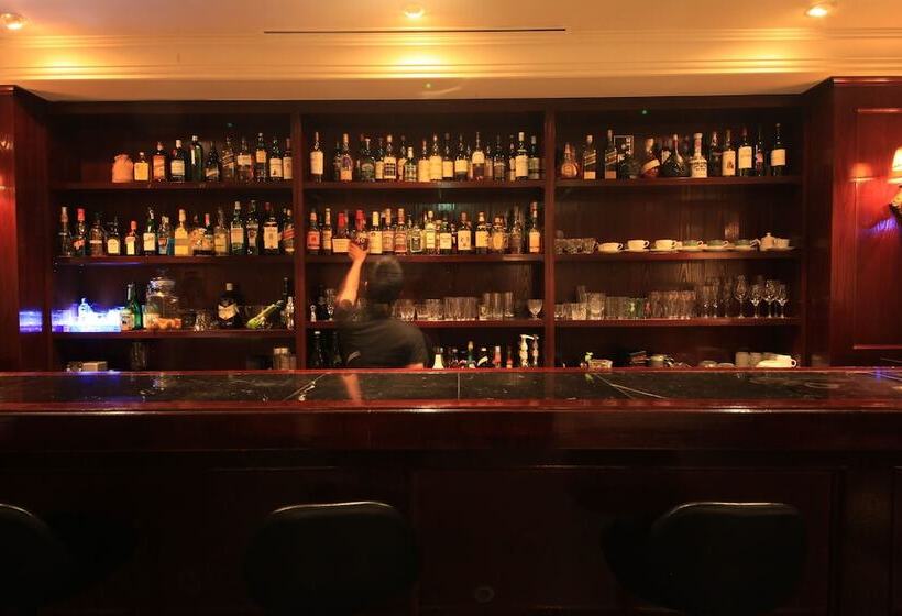 בית מלון כפרי Van Cortlandt