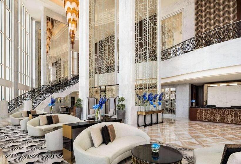 هتل Wyndham Grand Doha West Bay Beach