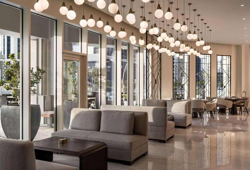 هتل Wyndham Grand Doha West Bay Beach