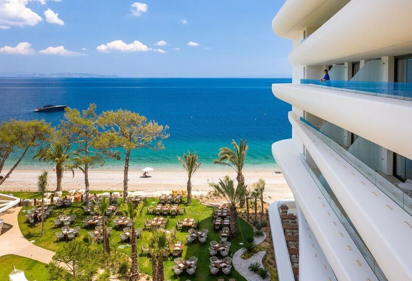هتل Isla Brown Corinthia Resort & Spa, Curio Collection Hilton
