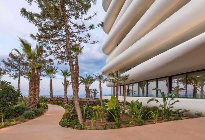 هتل Isla Brown Corinthia Resort & Spa, Curio Collection Hilton