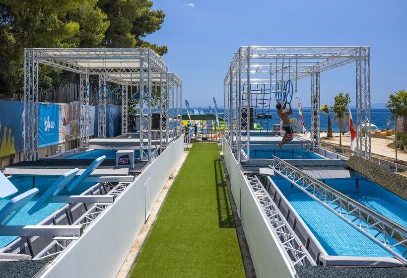 هتل Isla Brown Corinthia Resort & Spa, Curio Collection Hilton