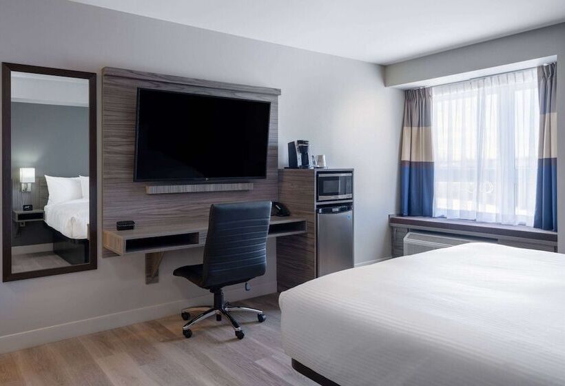 Microtel Inn & Suites By Wyndham Kanata Ottawa West