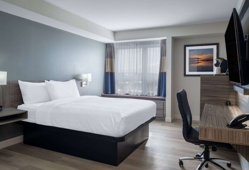 Microtel Inn & Suites By Wyndham Kanata Ottawa West