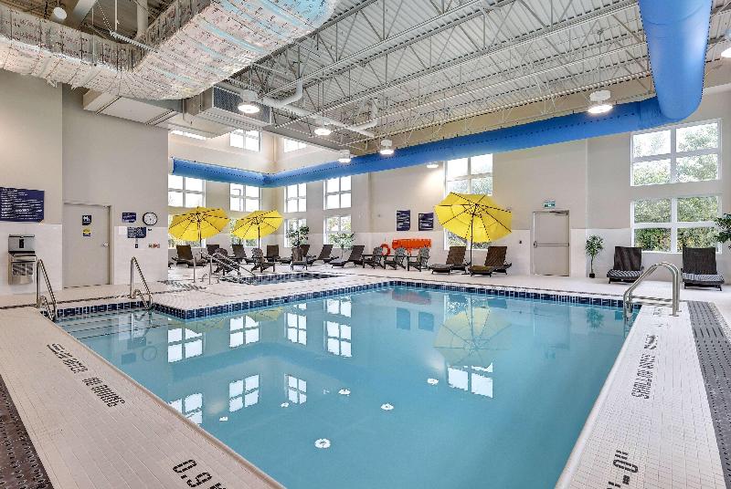 Microtel Inn & Suites By Wyndham Kanata Ottawa West