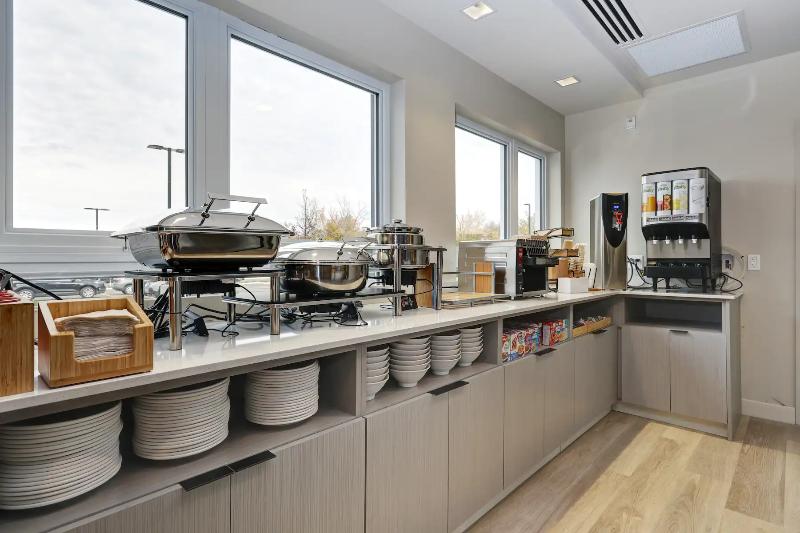 Microtel Inn & Suites By Wyndham Kanata Ottawa West