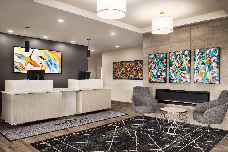 Microtel Inn & Suites Montreal Airport Dorval Qc