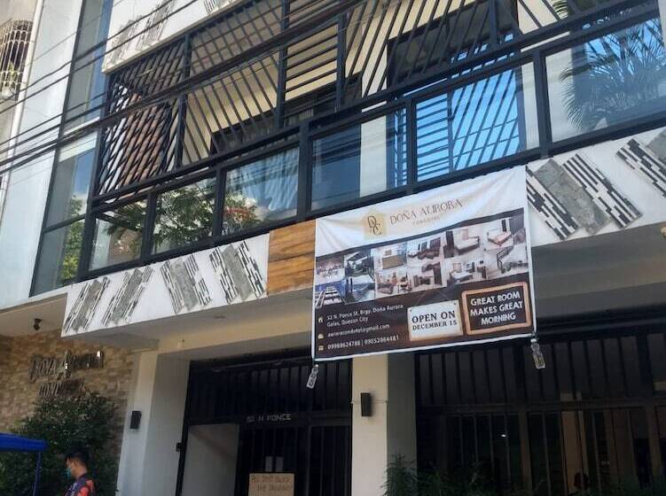 Dona Aurora Condotel By Oyo Rooms