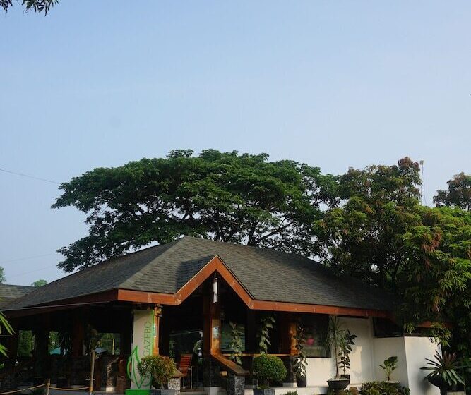 Floating Sanctuary By Cocotel