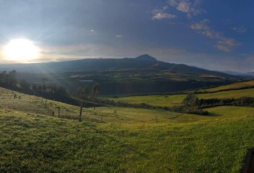 Отель Balcon Al Cotopaxi Hosteria