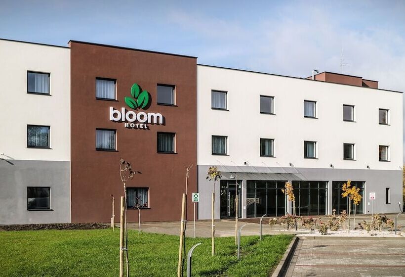 Bloom Hotel Airport Okęcie
