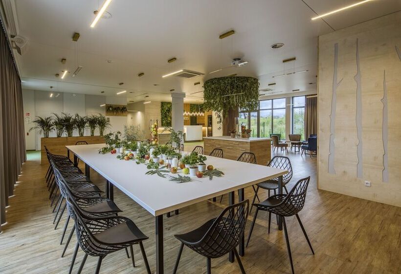 Bloom Hotel Airport Okęcie