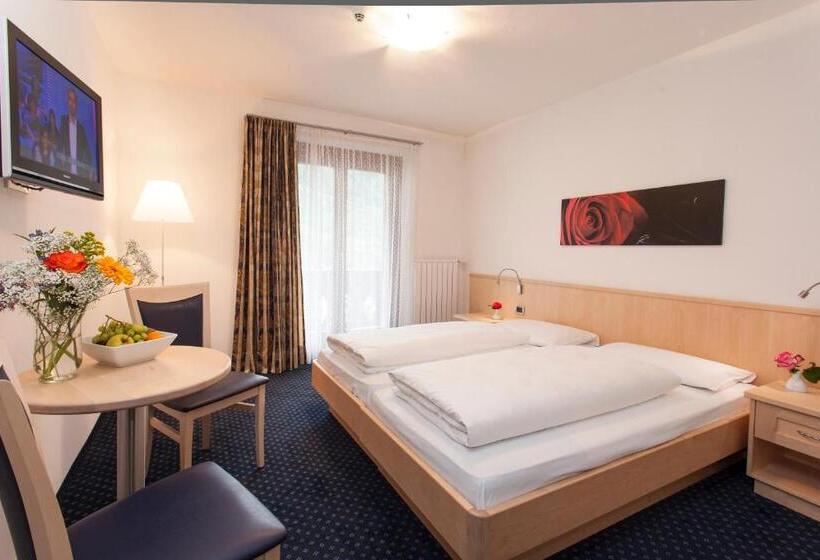 בית מלון כפרי Carmen